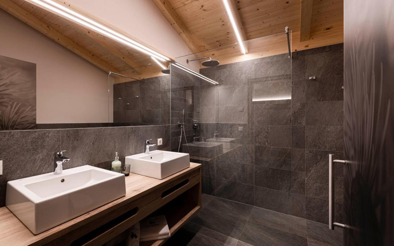 Unterlutaschg-Chalet Appartement Am Hof Slingia Екстериор снимка