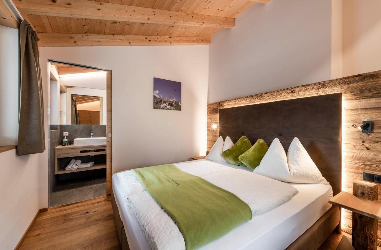 Unterlutaschg-Chalet Appartement Am Hof Slingia Екстериор снимка