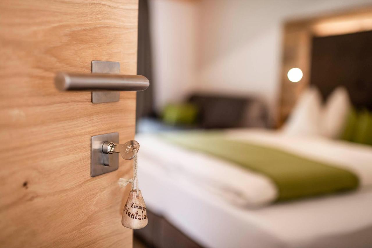 Unterlutaschg-Chalet Appartement Am Hof Slingia Екстериор снимка