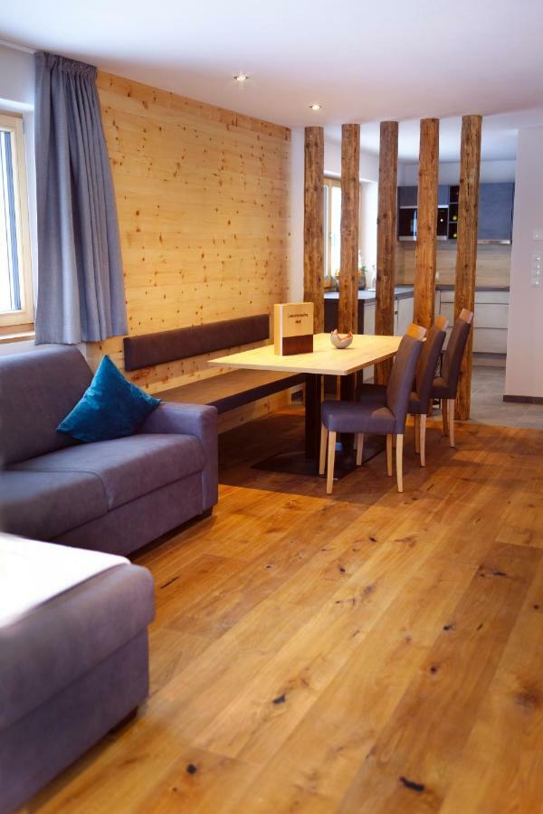 Unterlutaschg-Chalet Appartement Am Hof Slingia Екстериор снимка