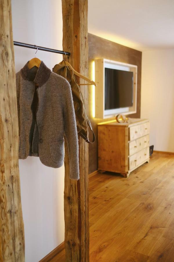 Unterlutaschg-Chalet Appartement Am Hof Slingia Екстериор снимка