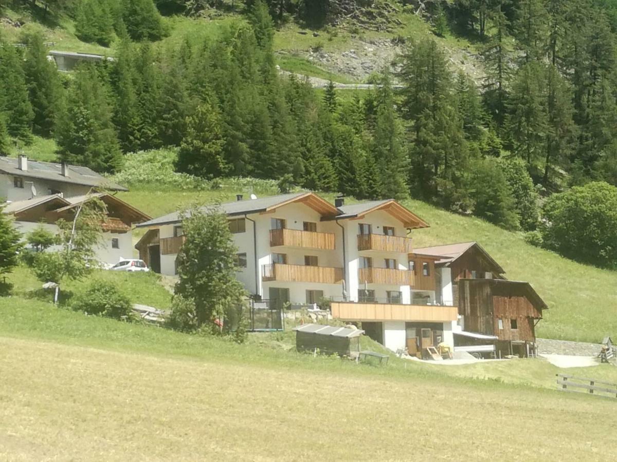 Unterlutaschg-Chalet Appartement Am Hof Slingia Екстериор снимка
